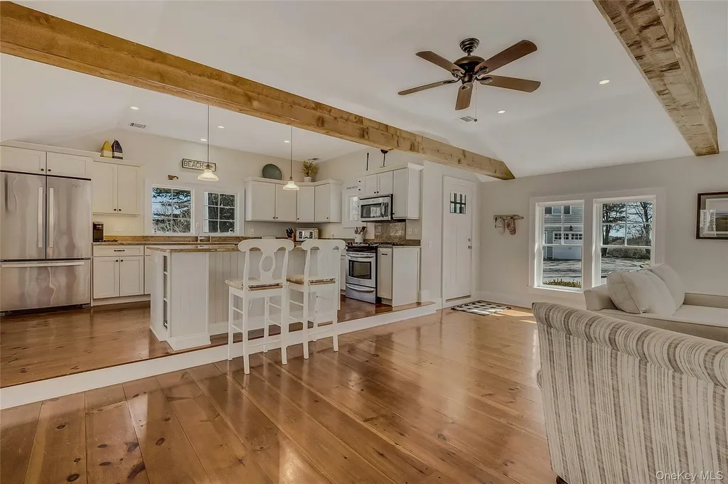 635 Strohson Road Cutchogue NY 11935