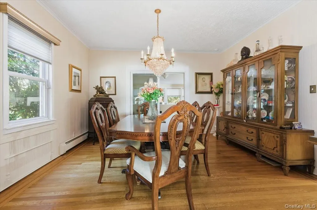 1053 Quentin Place Woodmere NY 11598
