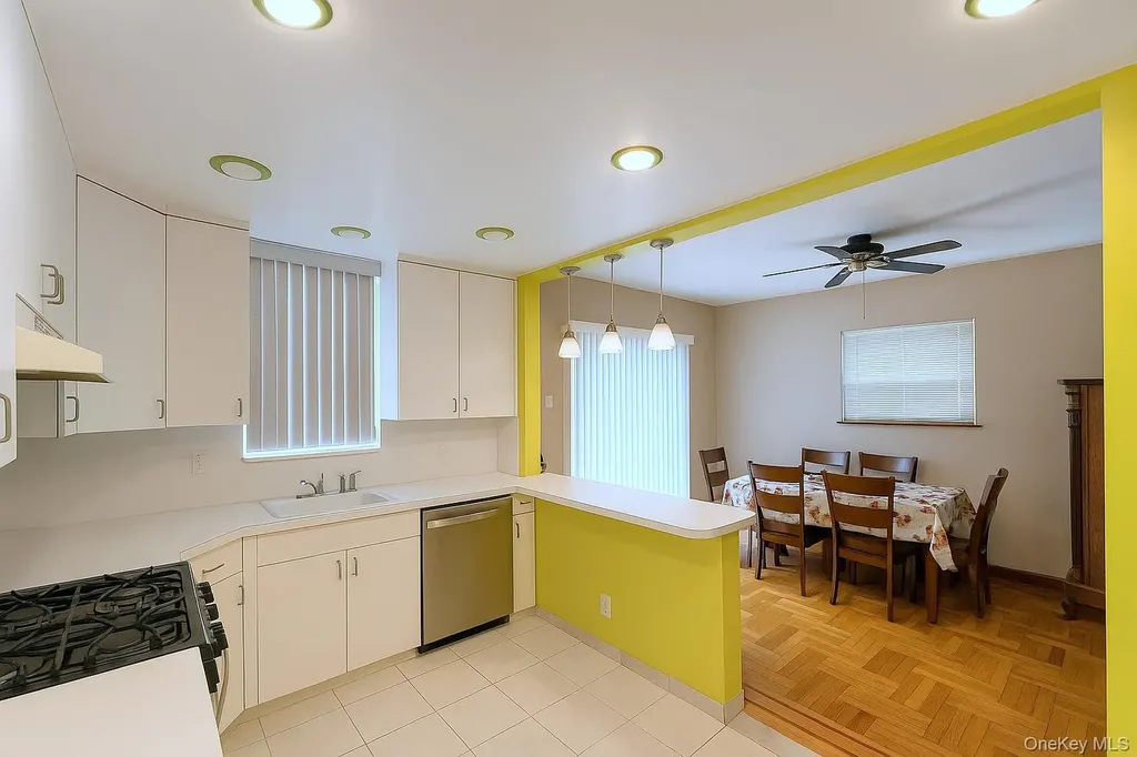 5337 62nd Street Maspeth NY 11378