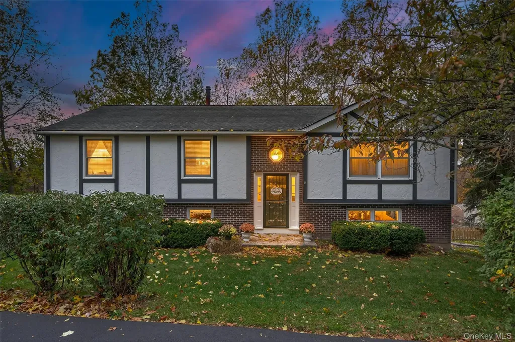 7 Colleen Lane Wallkill NY 12589