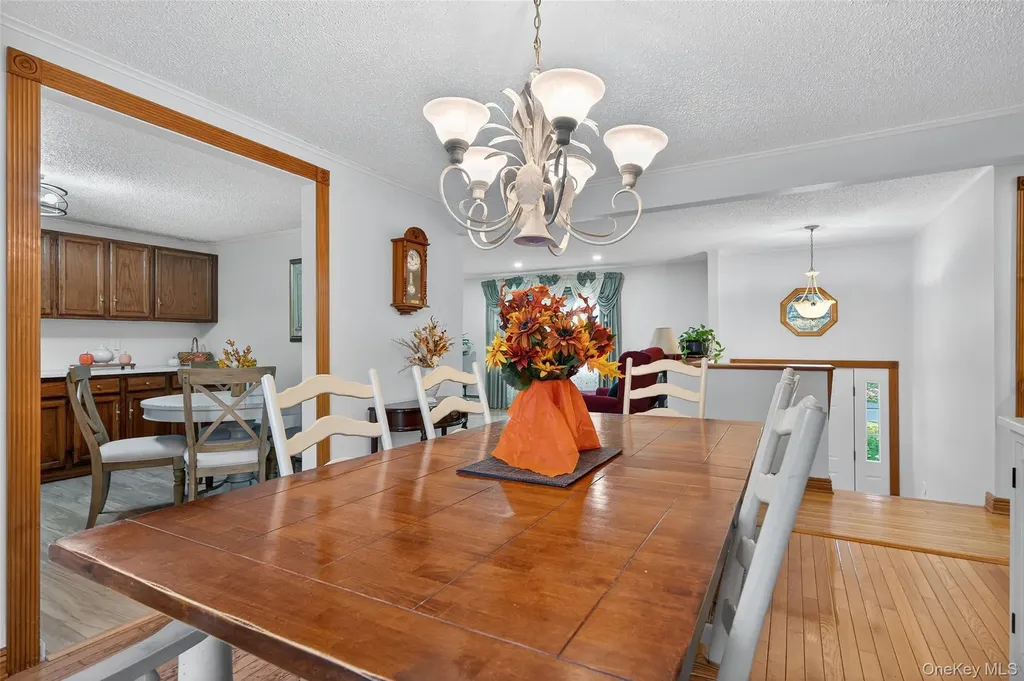 7 Colleen Lane Wallkill NY 12589