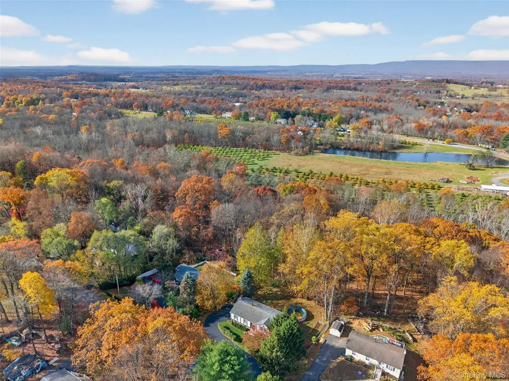 7 Colleen Lane Wallkill NY 12589