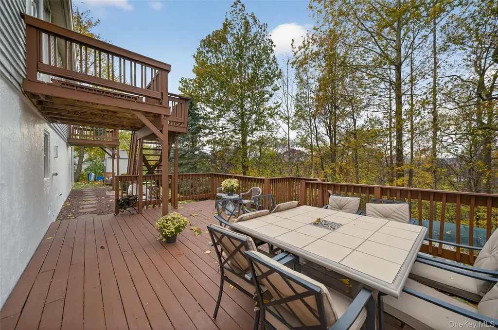 7 Colleen Lane Wallkill NY 12589