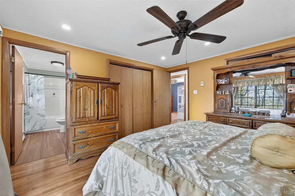 7 Colleen Lane Wallkill NY 12589