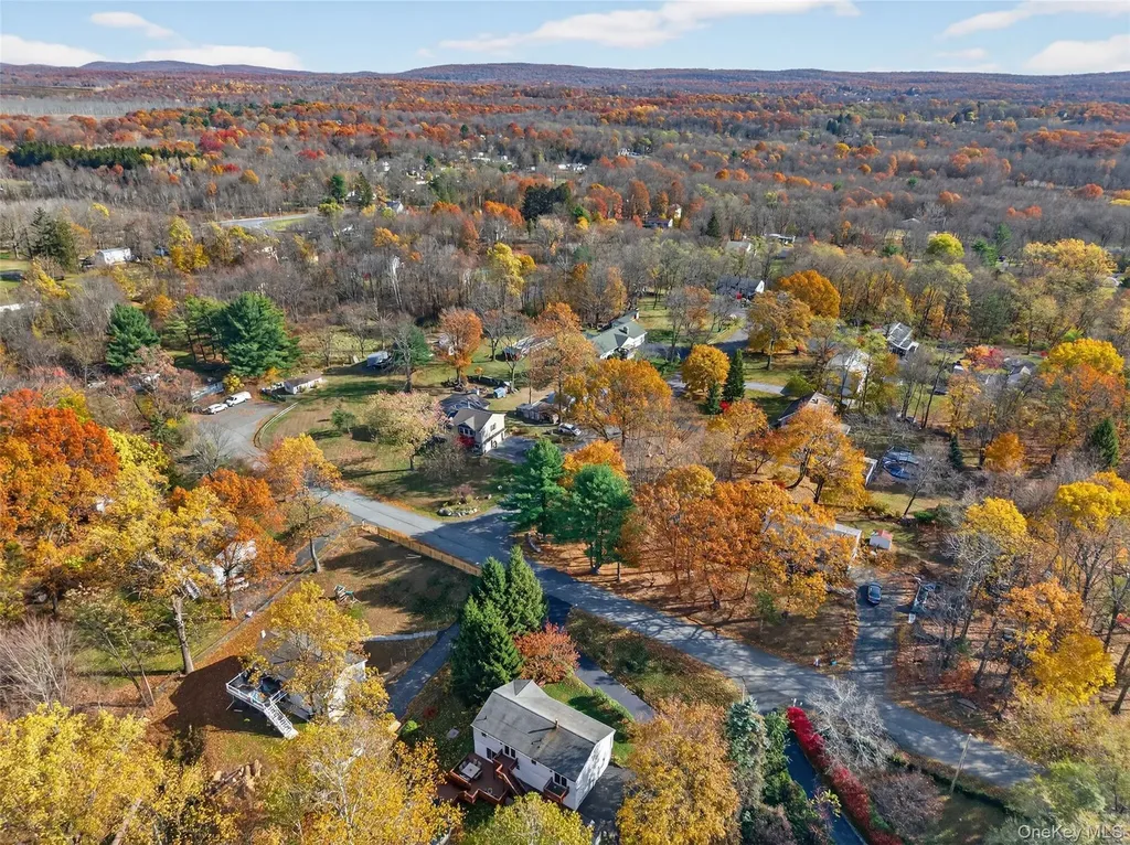 7 Colleen Lane Wallkill NY 12589