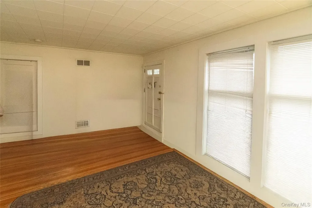 426 Violet Avenue Poughkeepsie NY 12601