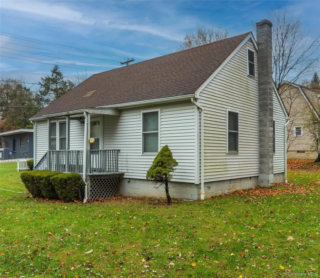 426 Violet Avenue Poughkeepsie NY 12601