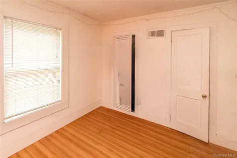 426 Violet Avenue Poughkeepsie NY 12601
