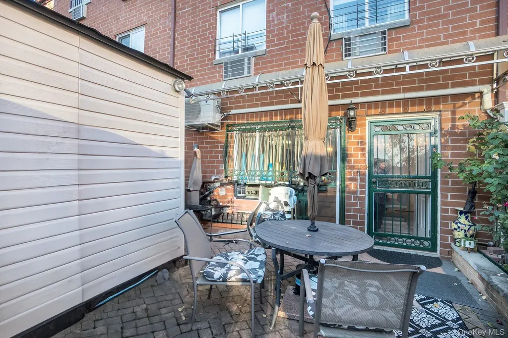1308 33rd Avenue Astoria NY 11106