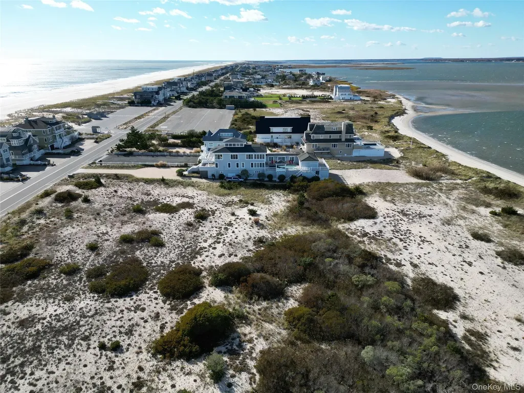 750 Dune Road Westhampton Dunes NY 11978