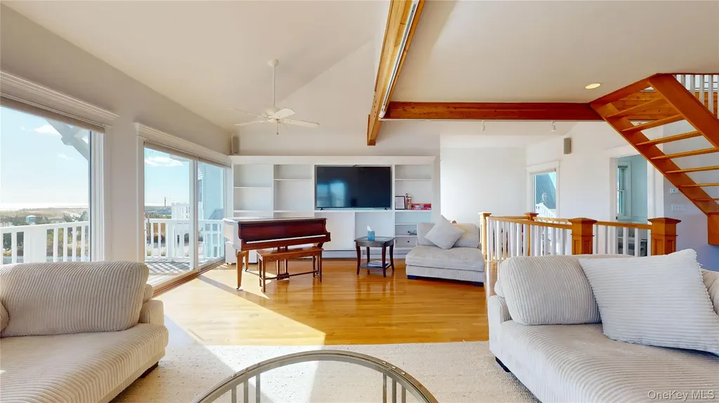 750 Dune Road Westhampton Dunes NY 11978