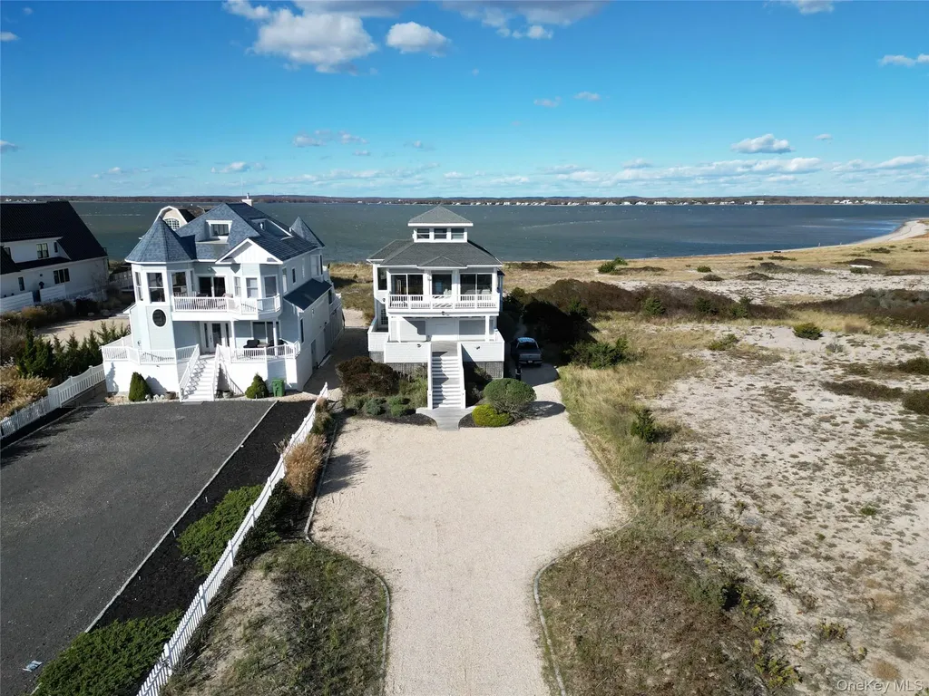 750 Dune Road Westhampton Dunes NY 11978