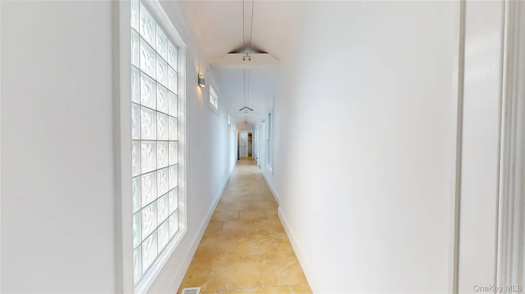 750 Dune Road Westhampton Dunes NY 11978