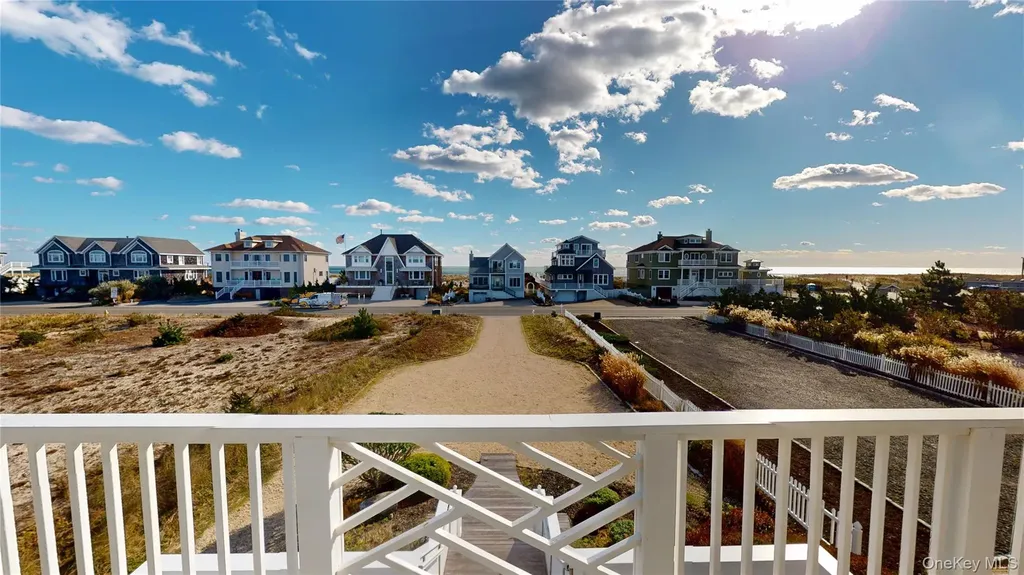 750 Dune Road Westhampton Dunes NY 11978