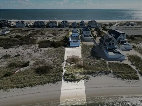750 Dune Road Westhampton Dunes NY 11978