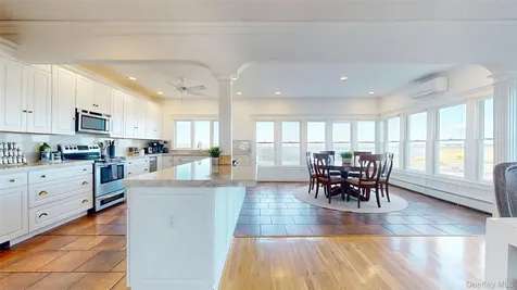 750 Dune Road Westhampton Dunes NY 11978