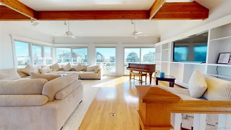 750 Dune Road Westhampton Dunes NY 11978