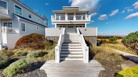 750 Dune Road Westhampton Dunes NY 11978