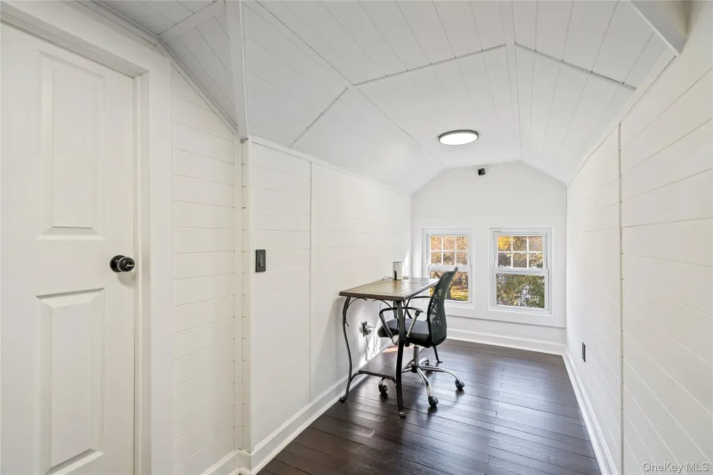 64 Vernon Avenue Mastic NY 11950