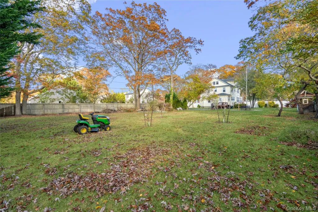 64 Vernon Avenue Mastic NY 11950