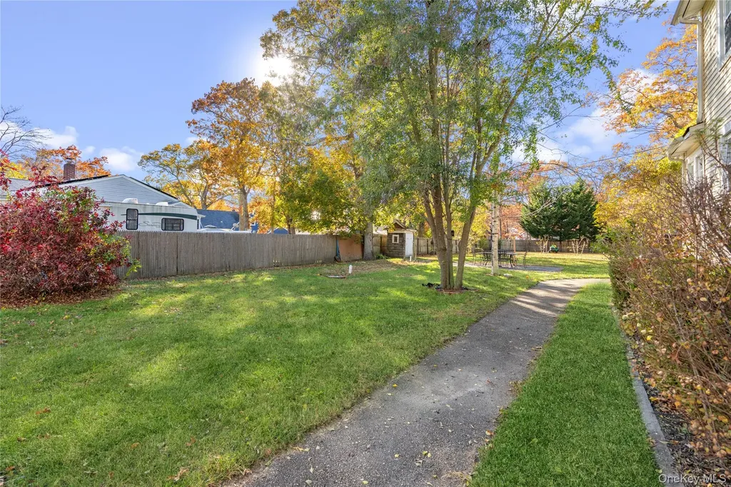 64 Vernon Avenue Mastic NY 11950