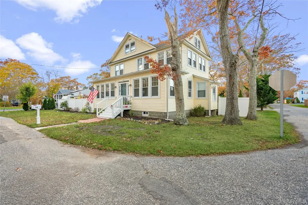 64 Vernon Avenue Mastic NY 11950