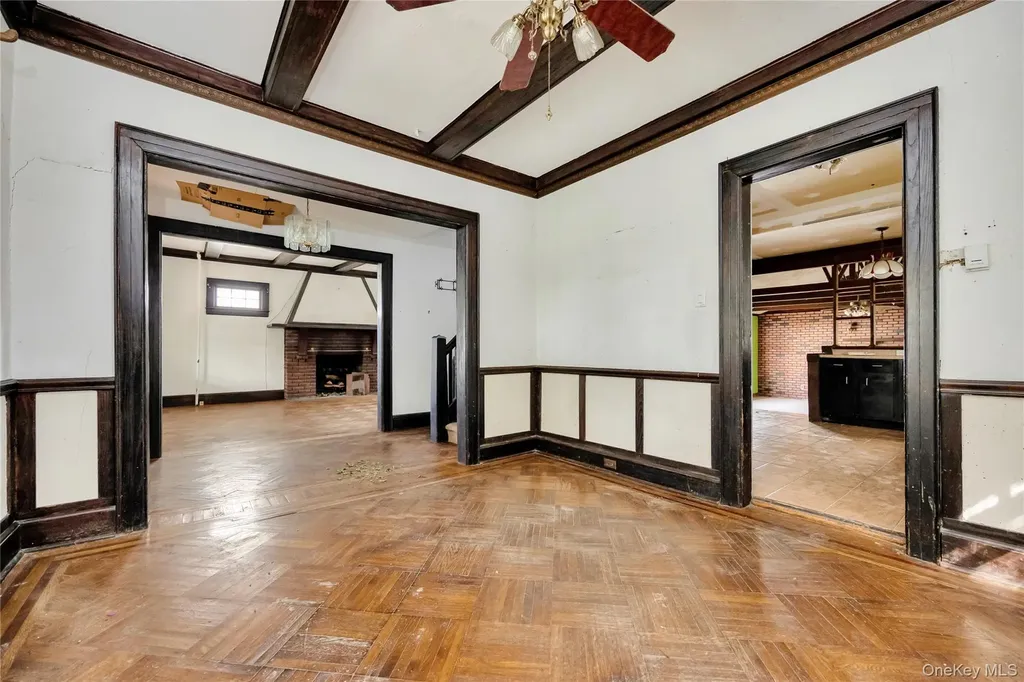 73 Peterson Place Lynbrook NY 11563