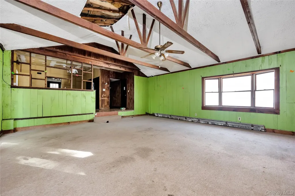 73 Peterson Place Lynbrook NY 11563