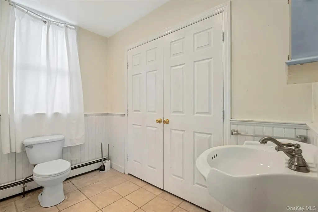 22 Raspberry Lane Carmel NY 10512