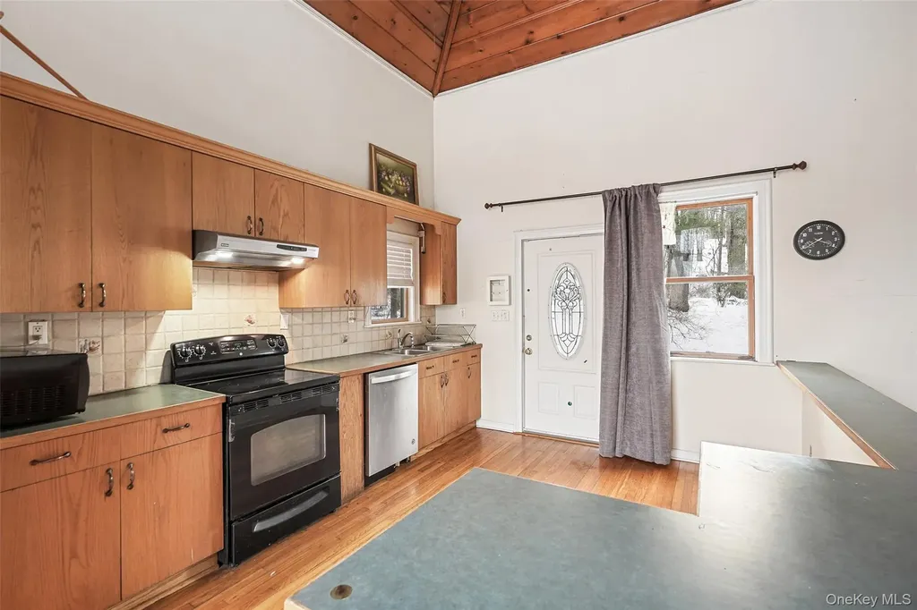 22 Raspberry Lane Carmel NY 10512