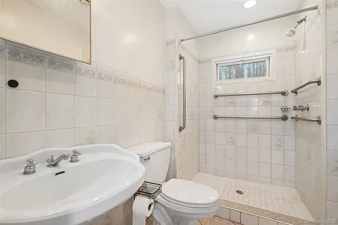 22 Raspberry Lane Carmel NY 10512