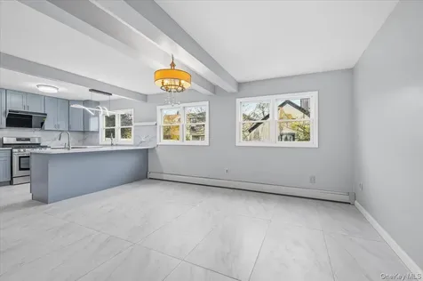 962 Washington Street Baldwin NY 11510