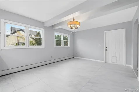 962 Washington Street Baldwin NY 11510