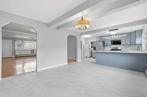 962 Washington Street Baldwin NY 11510