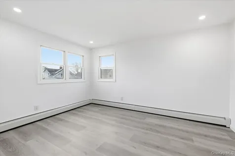 962 Washington Street Baldwin NY 11510