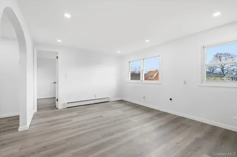 962 Washington Street Baldwin NY 11510