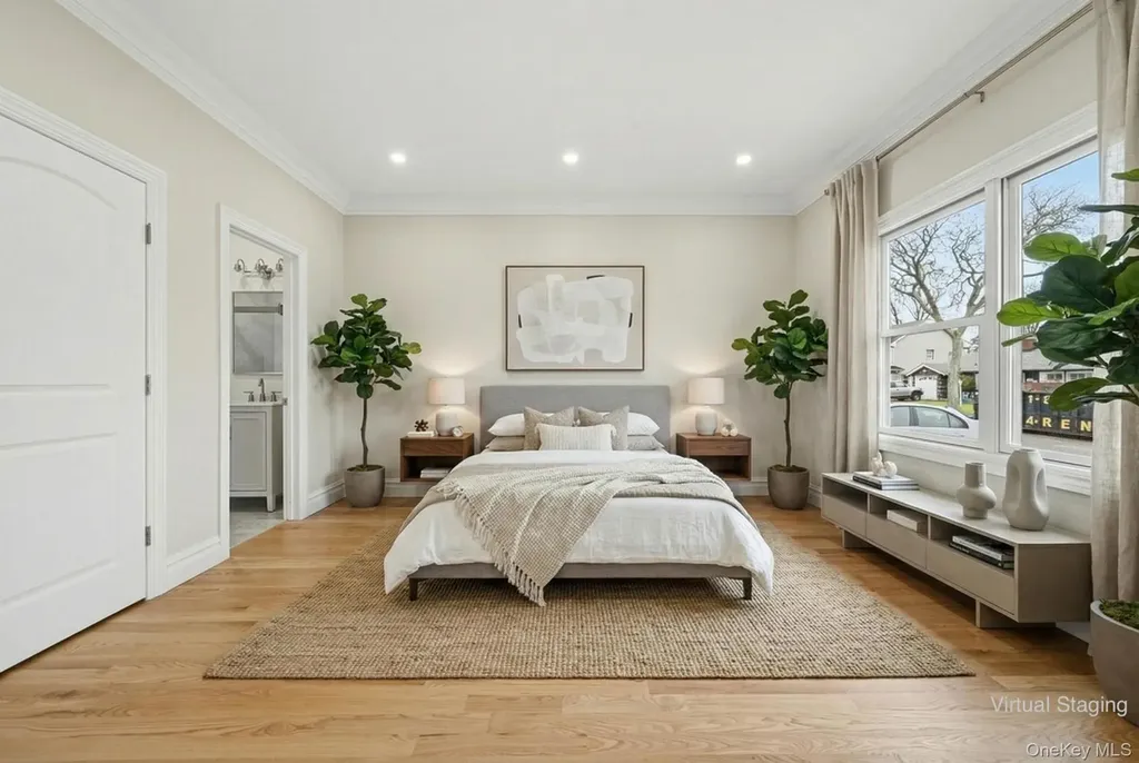 2 Griffin Lane Syosset NY 11791