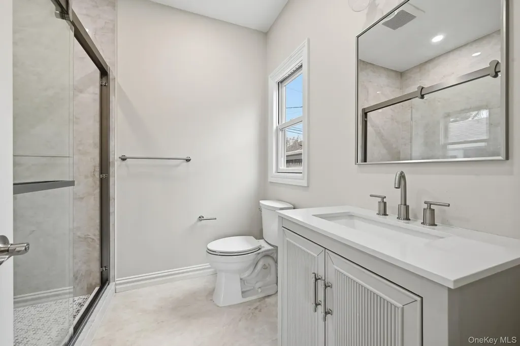 2 Griffin Lane Syosset NY 11791