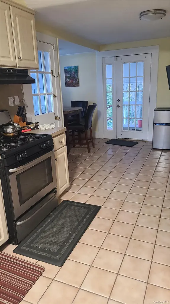 2 Addison Lane Greenvale NY 11548