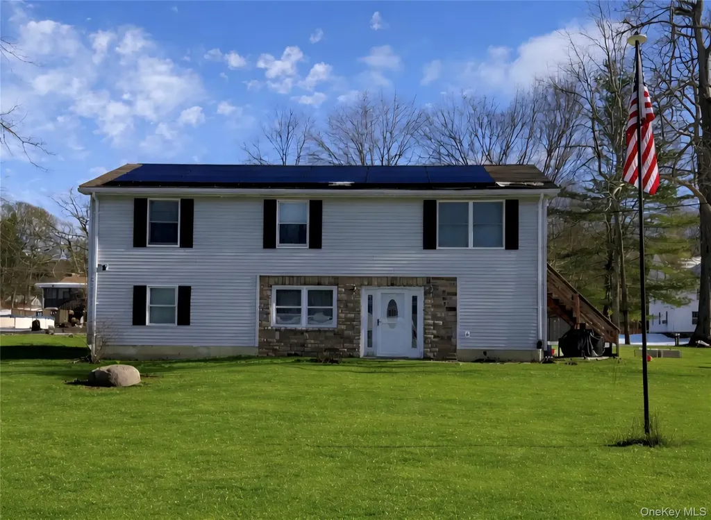 184 Quaker Street Wallkill NY 12589