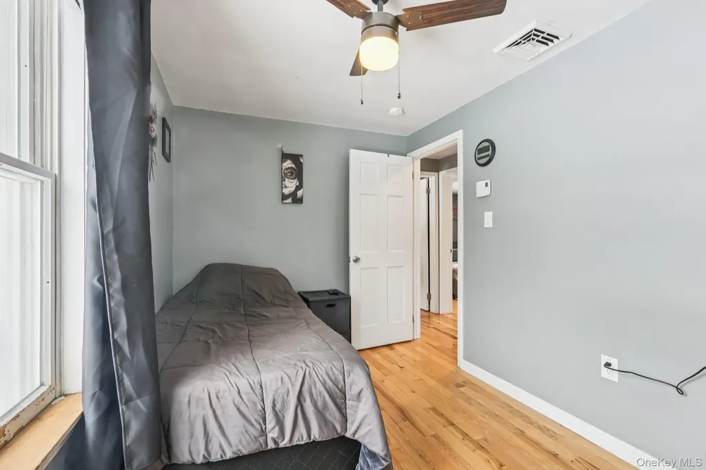 184 Quaker Street Wallkill NY 12589