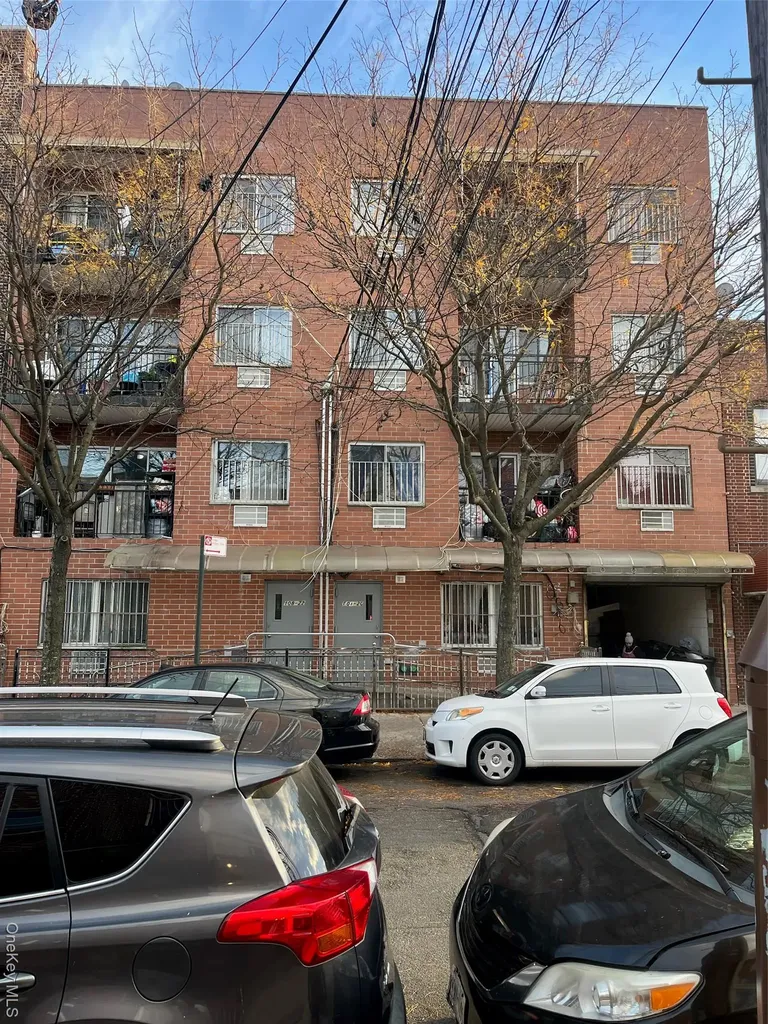 108-20/22 38th Avenue Corona NY 11368