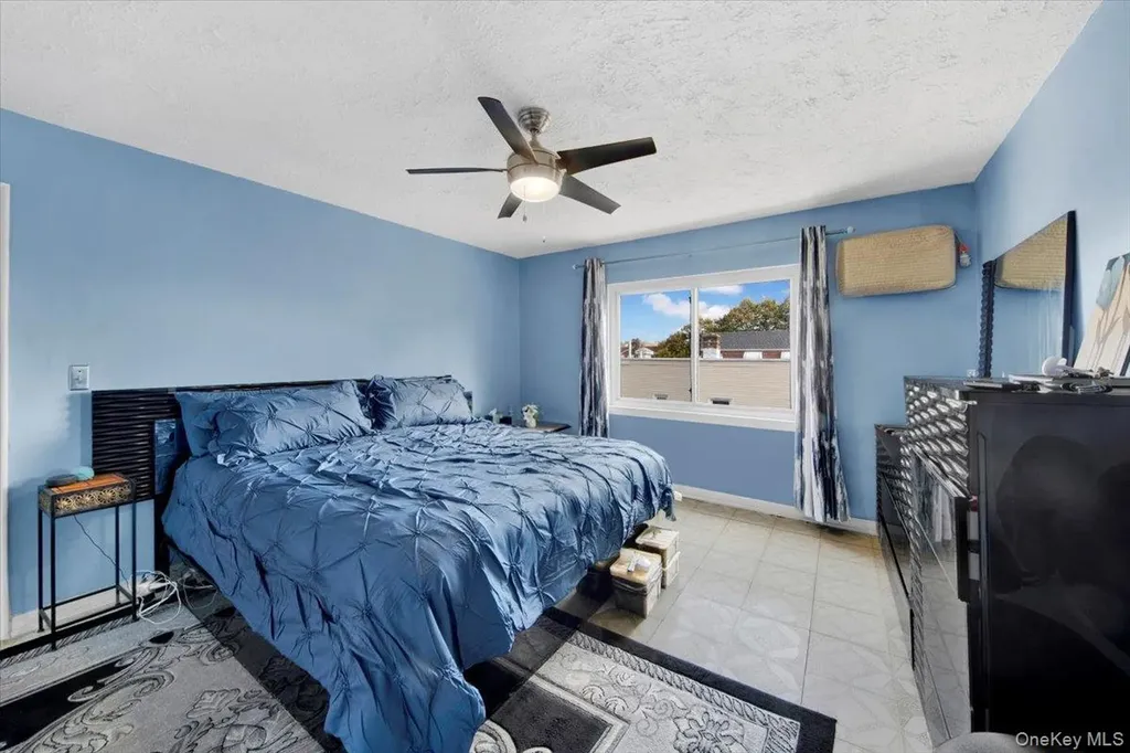 3302 Colden Avenue Bronx NY 10469