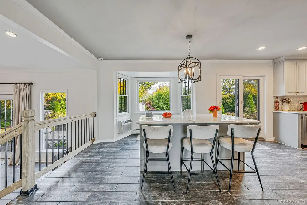 50 Mole Place Amityville NY 11701