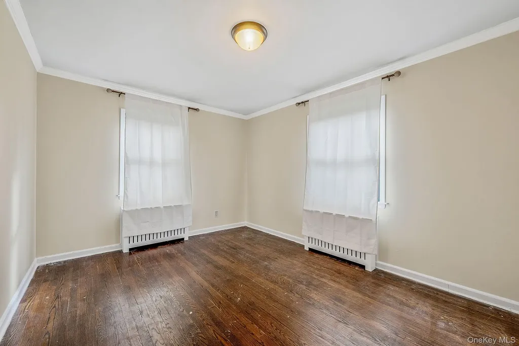 50 Mole Place Amityville NY 11701