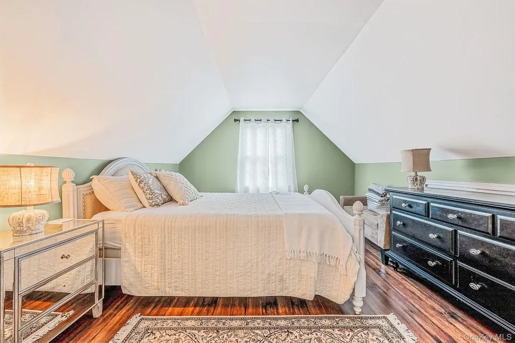 50 Mole Place Amityville NY 11701