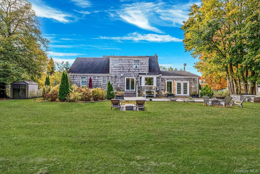 50 Mole Place Amityville NY 11701