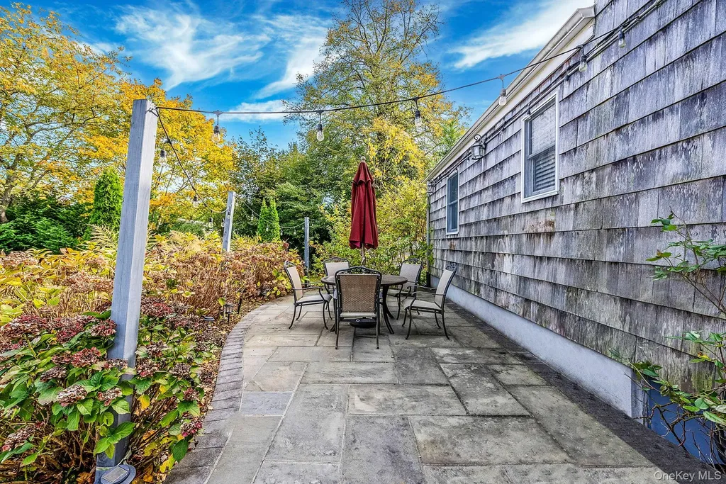 50 Mole Place Amityville NY 11701