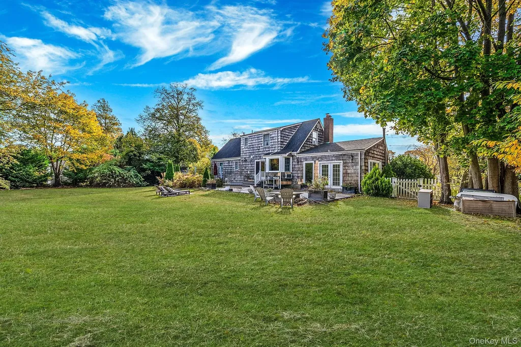 50 Mole Place Amityville NY 11701