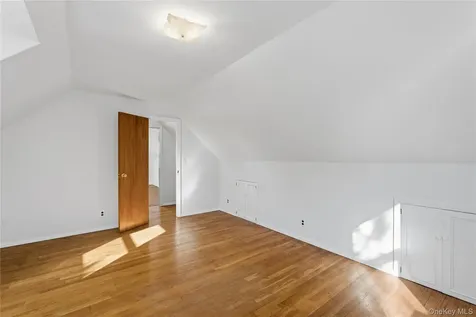 65 Grant Avenue Albertson NY 11507